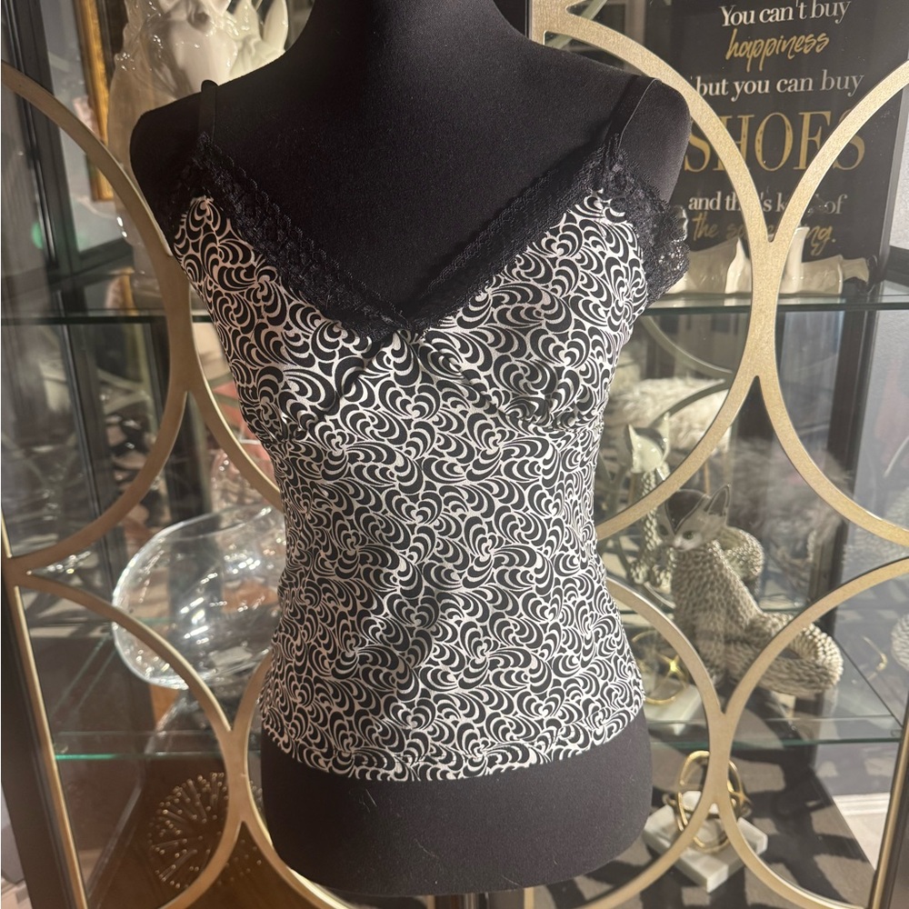 White House Black Market Cami top in black and white print